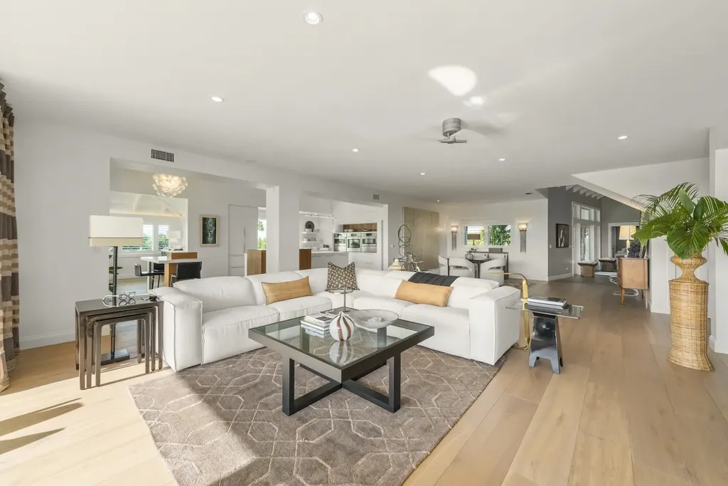 5145 Joewood Drive Sanibel FL 33957