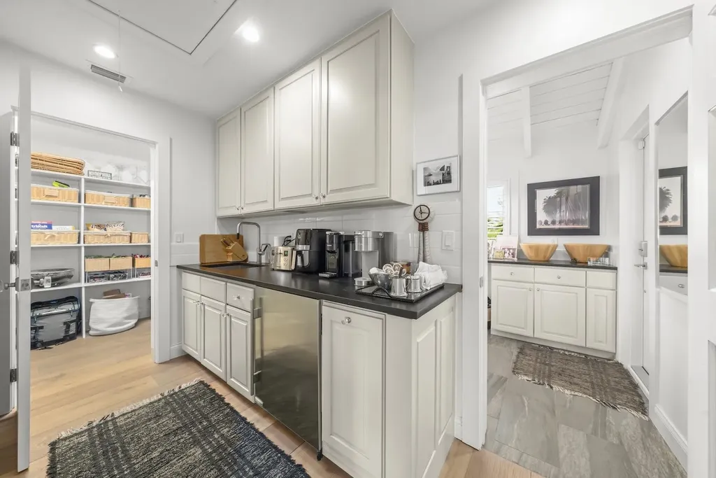 5145 Joewood Drive Sanibel FL 33957