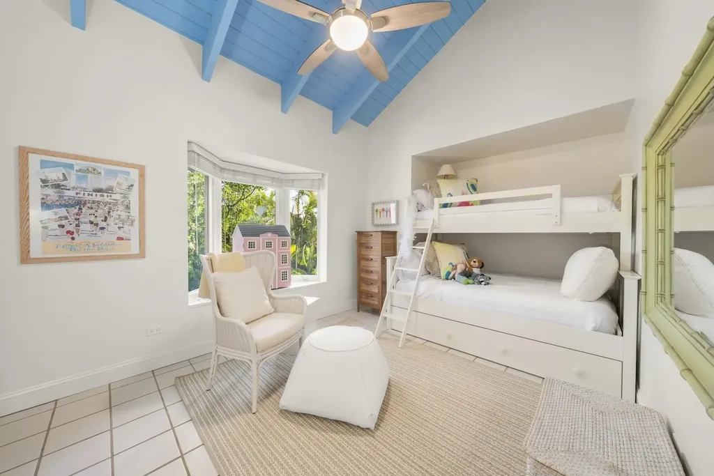 5145 Joewood Drive Sanibel FL 33957