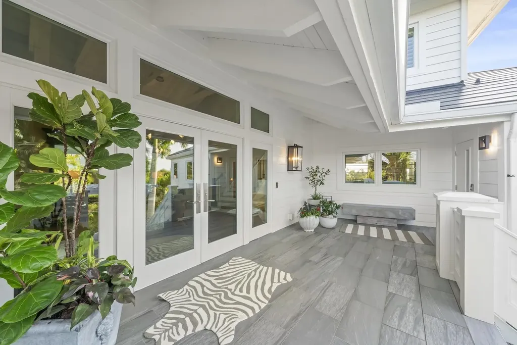 5145 Joewood Drive Sanibel FL 33957