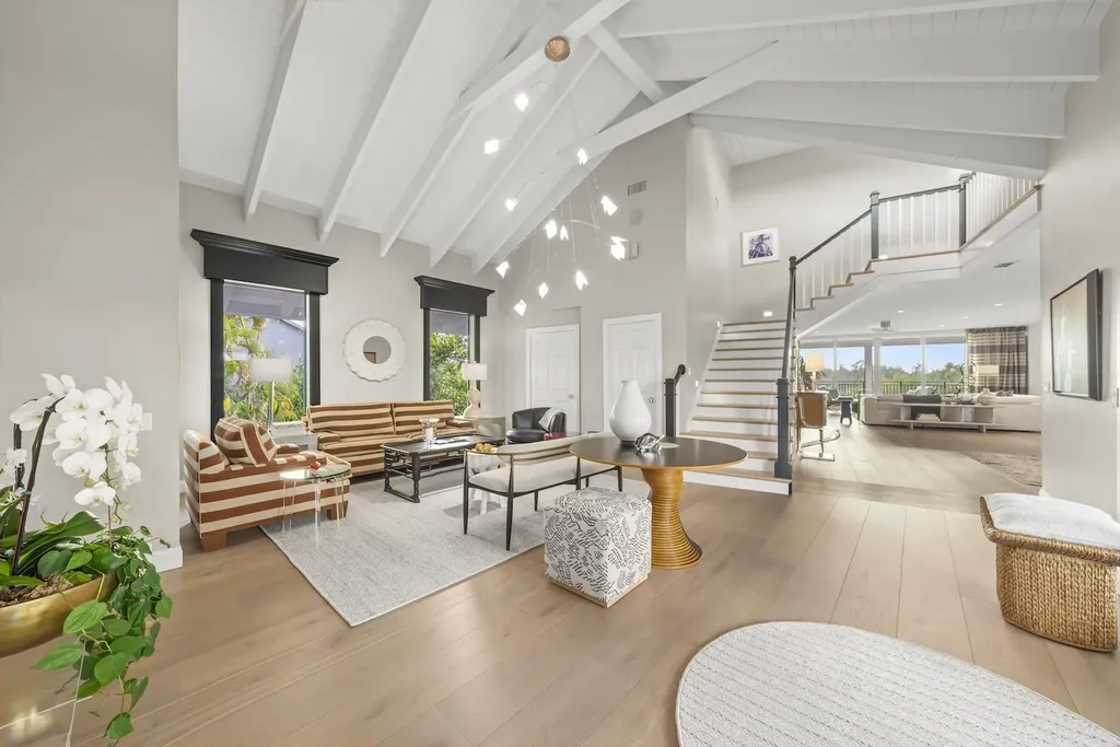 5145 Joewood Drive Sanibel FL 33957