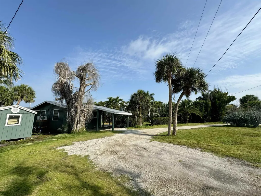 2525 Lands End Place Sanibel FL 33957