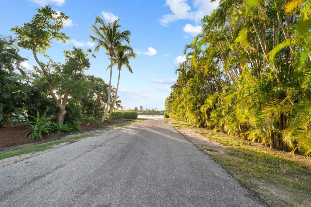 2525 Lands End Place Sanibel FL 33957