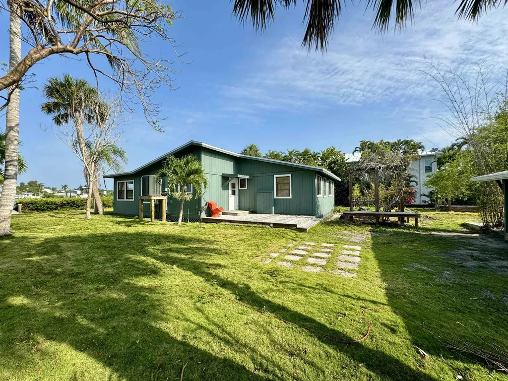 2525 Lands End Place Sanibel FL 33957