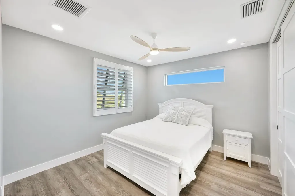 1044 Fish Crow Road Sanibel FL 33957