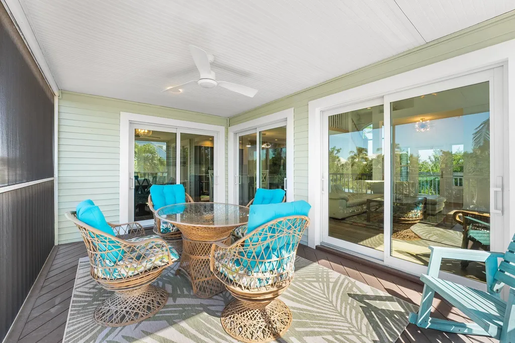 241 Violet Drive Sanibel FL 33957