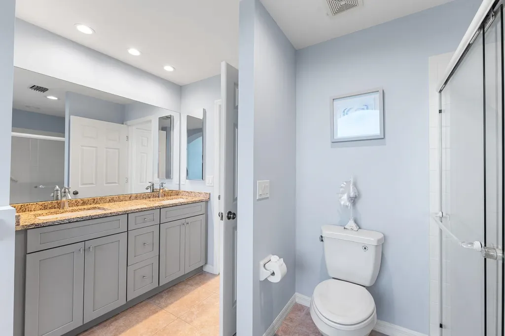 241 Violet Drive Sanibel FL 33957