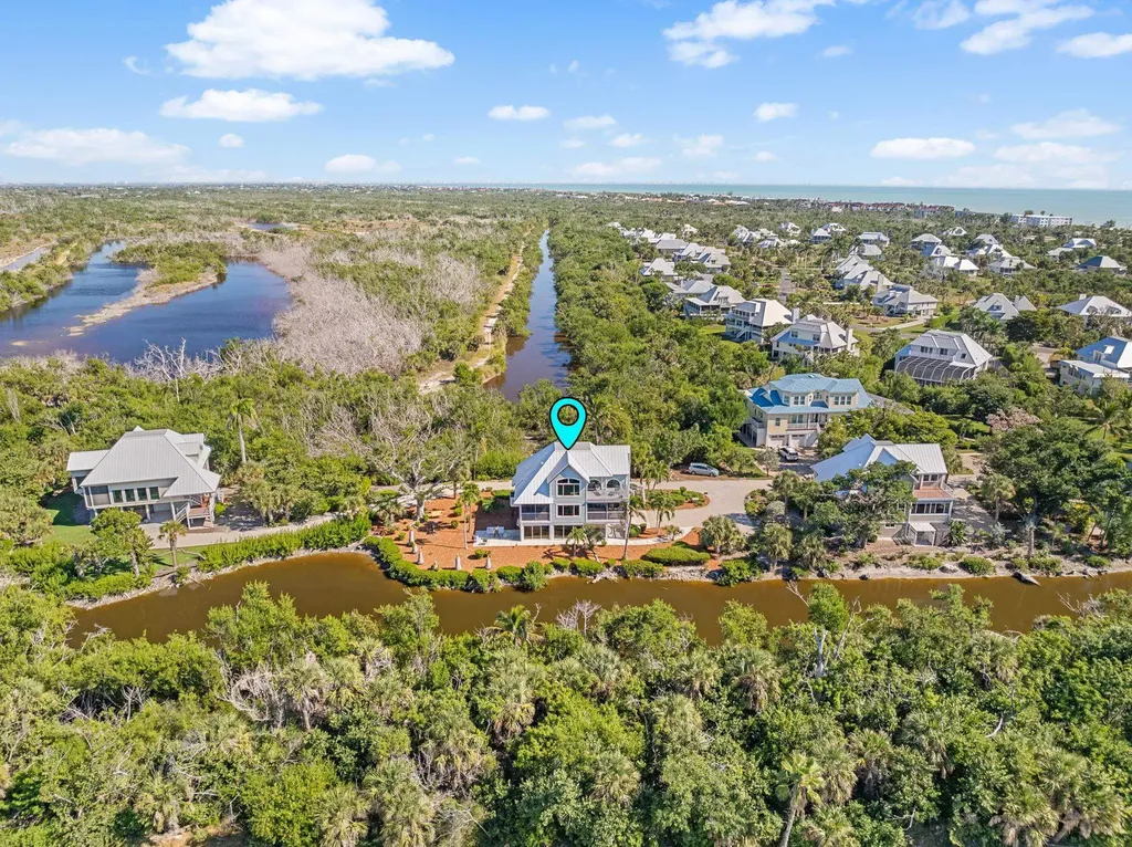 241 Violet Drive Sanibel FL 33957