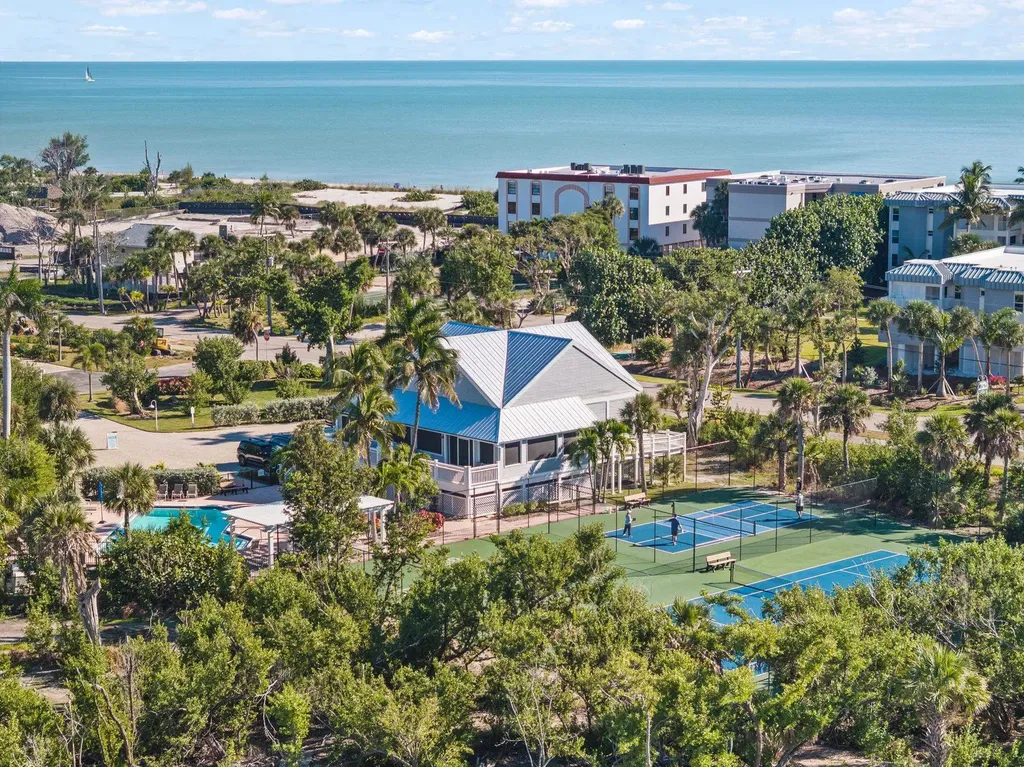 241 Violet Drive Sanibel FL 33957