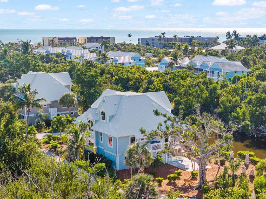 241 Violet Drive Sanibel FL 33957