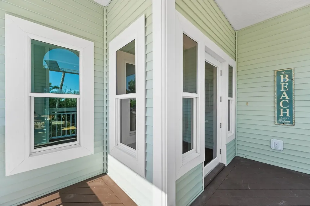 241 Violet Drive Sanibel FL 33957