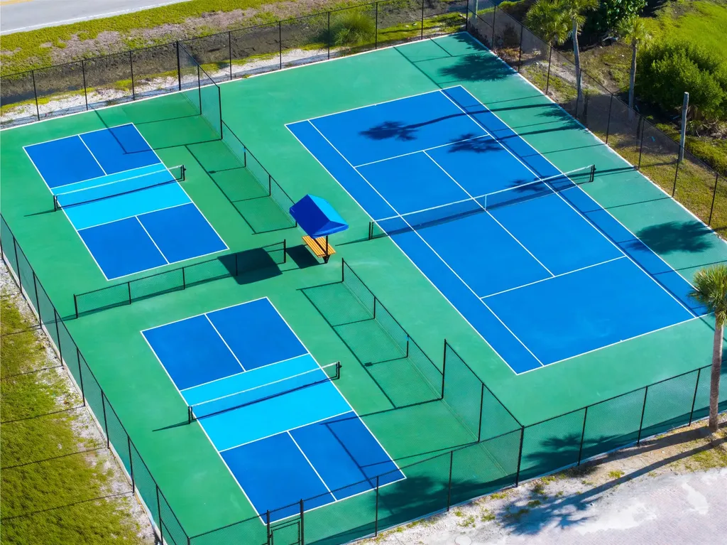 2445 W Gulf Drive Sanibel FL 33957