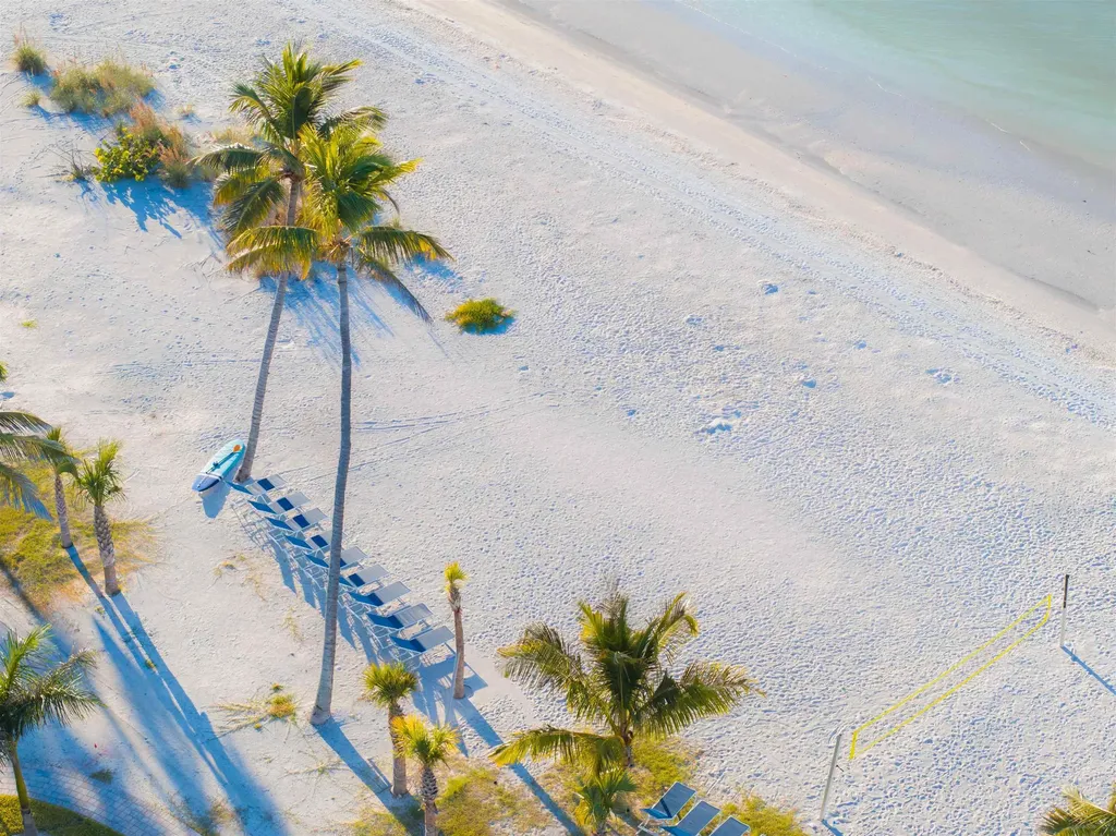 2445 W Gulf Drive Sanibel FL 33957