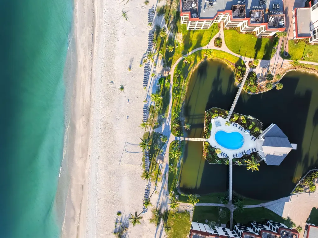 2445 W Gulf Drive Sanibel FL 33957