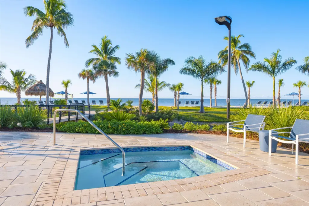 2445 W Gulf Drive Sanibel FL 33957