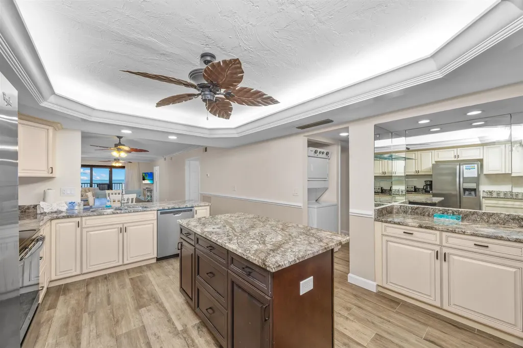 2445 W Gulf Drive Sanibel FL 33957