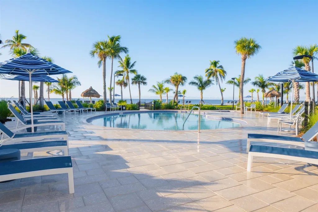 2445 W Gulf Drive Sanibel FL 33957