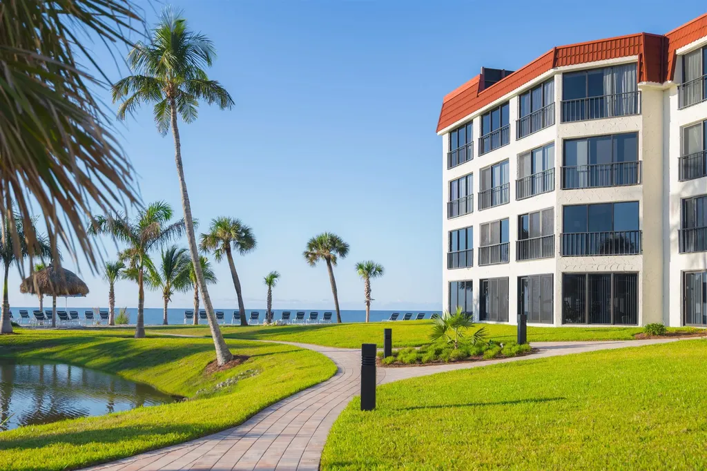 2445 W Gulf Drive Sanibel FL 33957