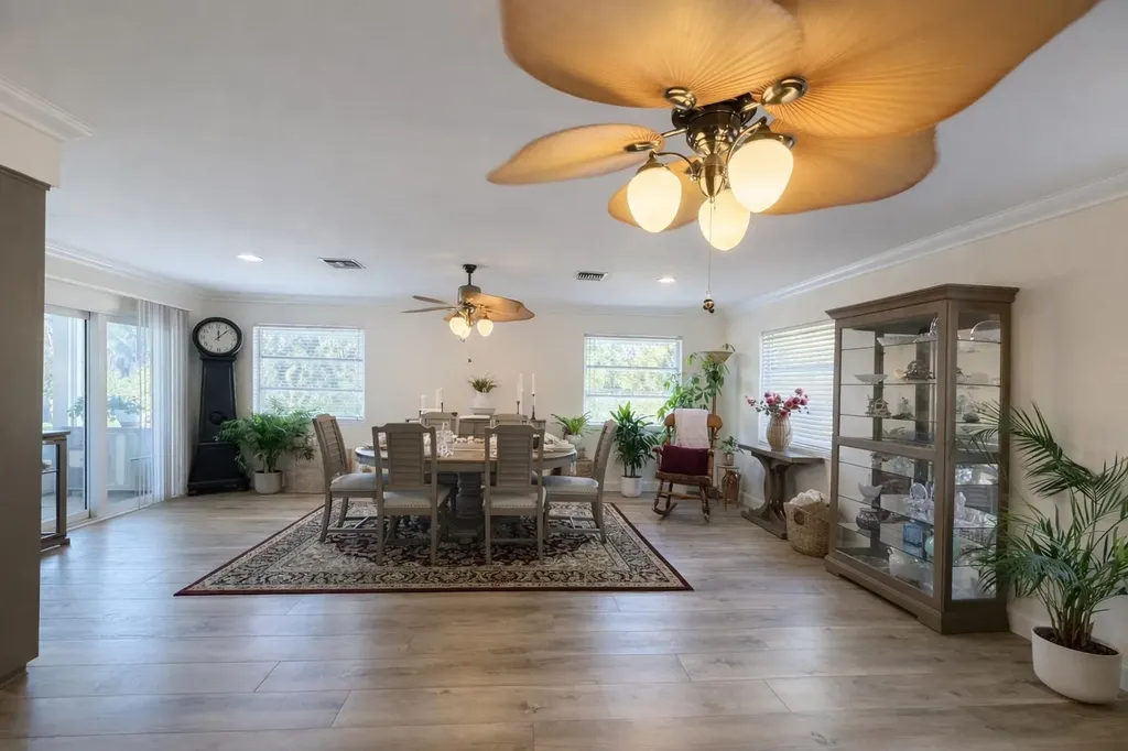 9225 Dimmick Drive Sanibel FL 33957