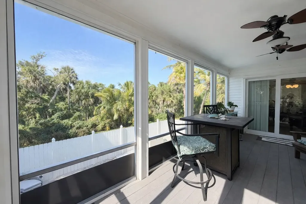 9225 Dimmick Drive Sanibel FL 33957