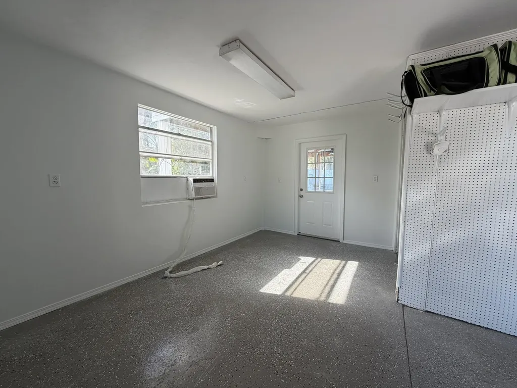 9225 Dimmick Drive Sanibel FL 33957