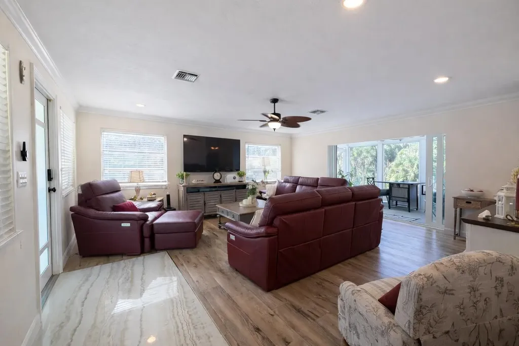 9225 Dimmick Drive Sanibel FL 33957