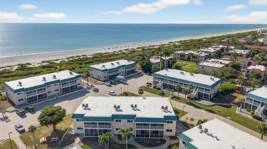 827 E Gulf Drive Sanibel FL 33957