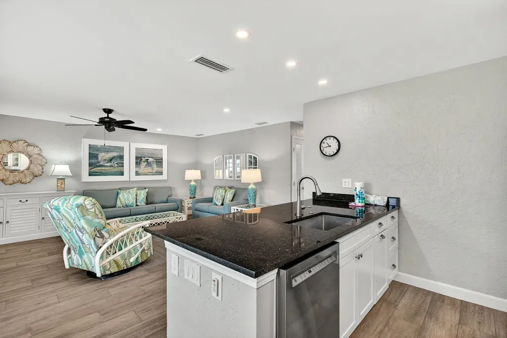 827 E Gulf Drive Sanibel FL 33957