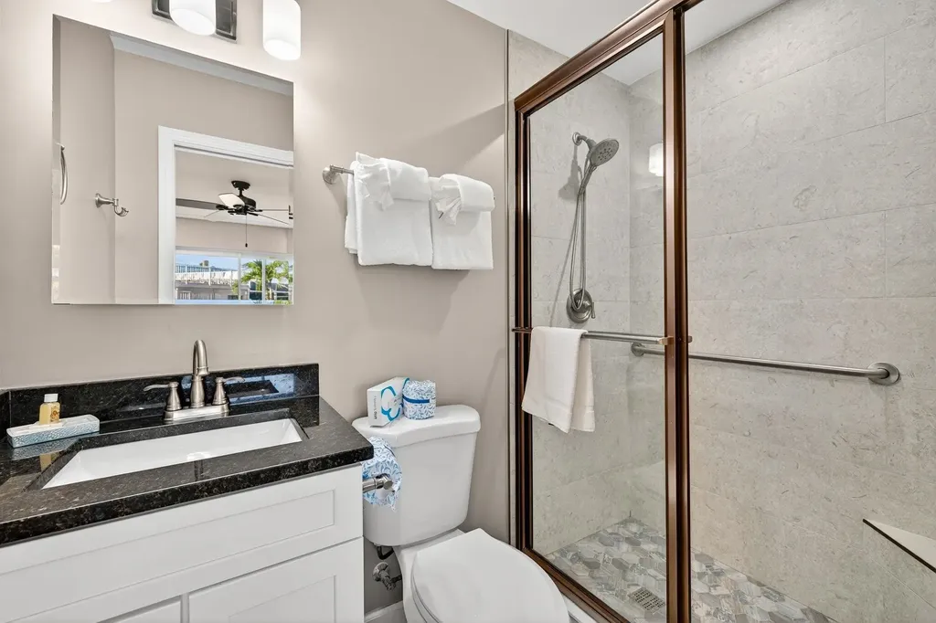 827 E Gulf Drive Sanibel FL 33957