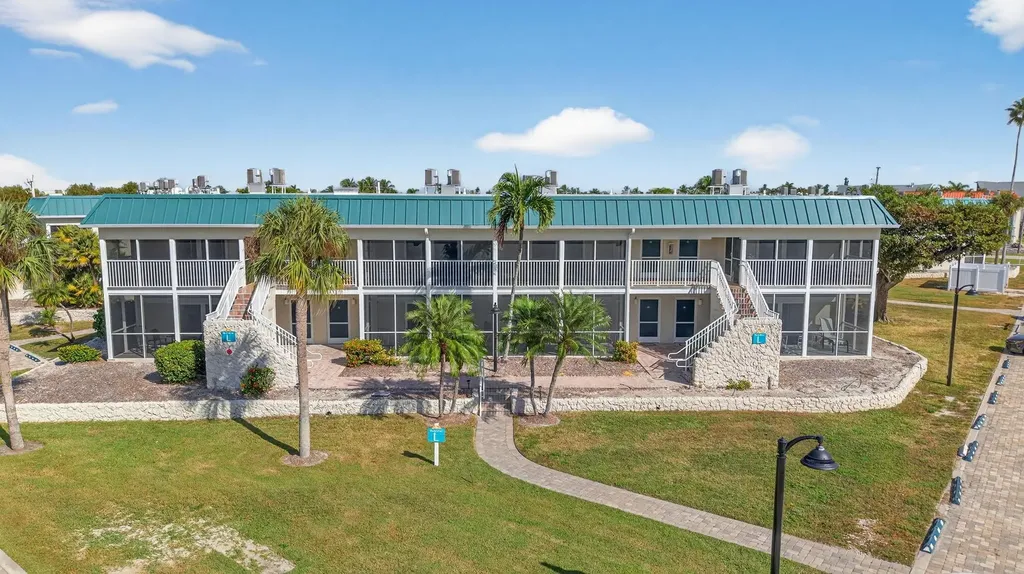 827 E Gulf Drive Sanibel FL 33957