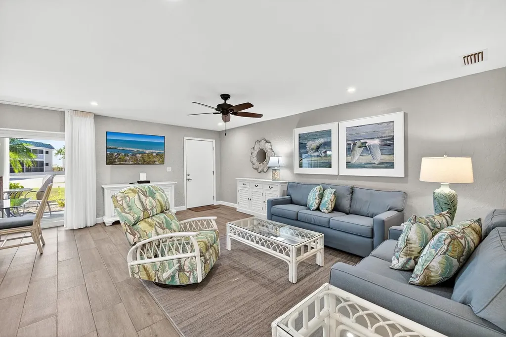 827 E Gulf Drive Sanibel FL 33957