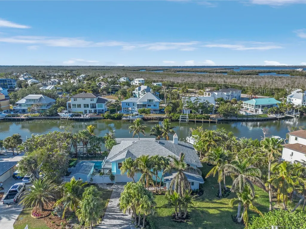 1543 San Carlos Bay Drive Sanibel FL 33957-9998