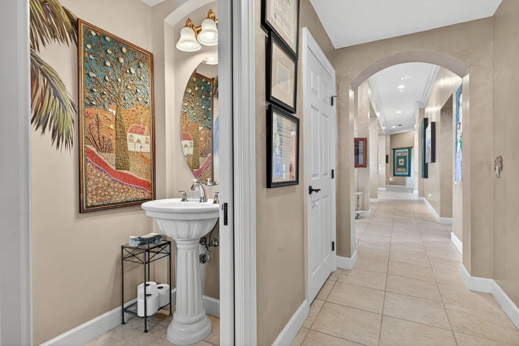 785 Birdie View Point Sanibel FL 33957