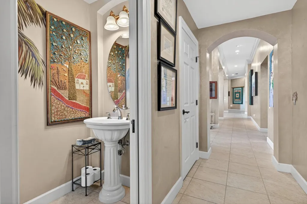 785 Birdie View Point Sanibel FL 33957