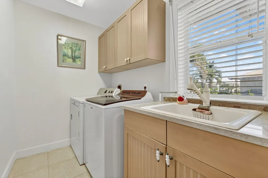 785 Birdie View Point Sanibel FL 33957