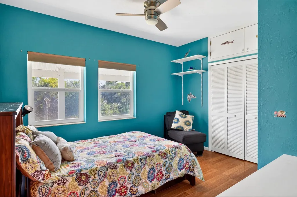 495 E Lake Road Sanibel FL 33957