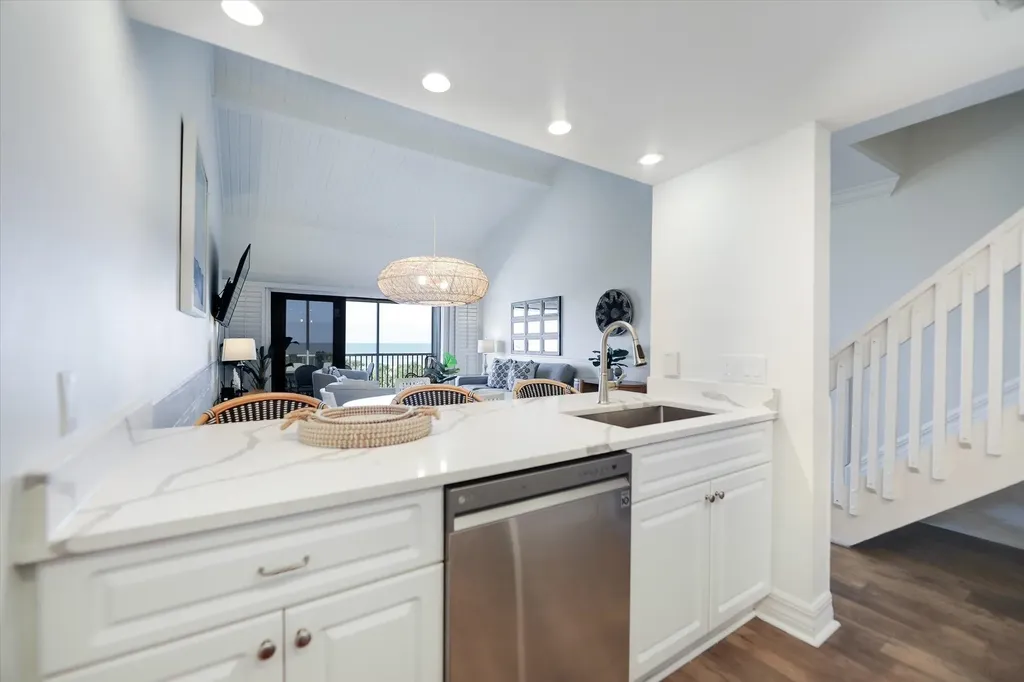 2236 Beach Villas Captiva FL 33924