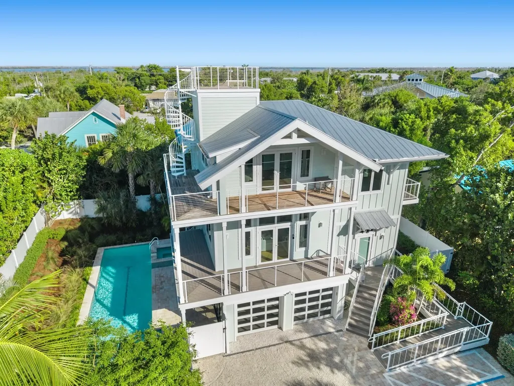 2480 Library Way Sanibel FL 33957
