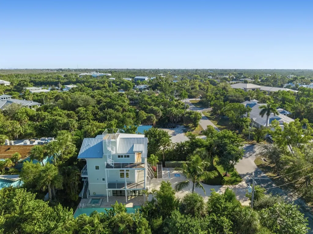 2480 Library Way Sanibel FL 33957