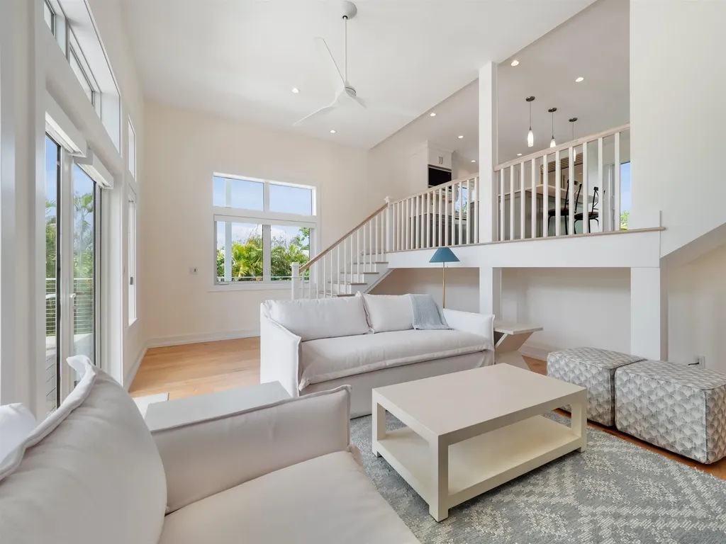 2480 Library Way Sanibel FL 33957