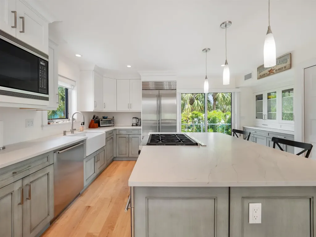 2480 Library Way Sanibel FL 33957