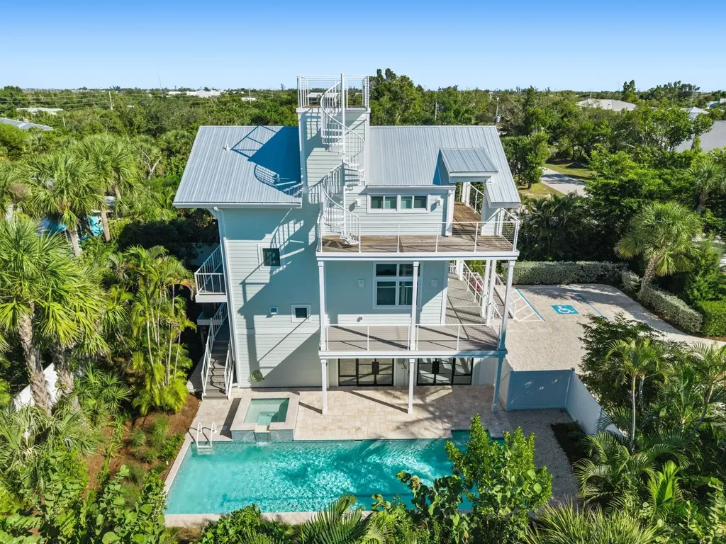 2480 Library Way Sanibel FL 33957