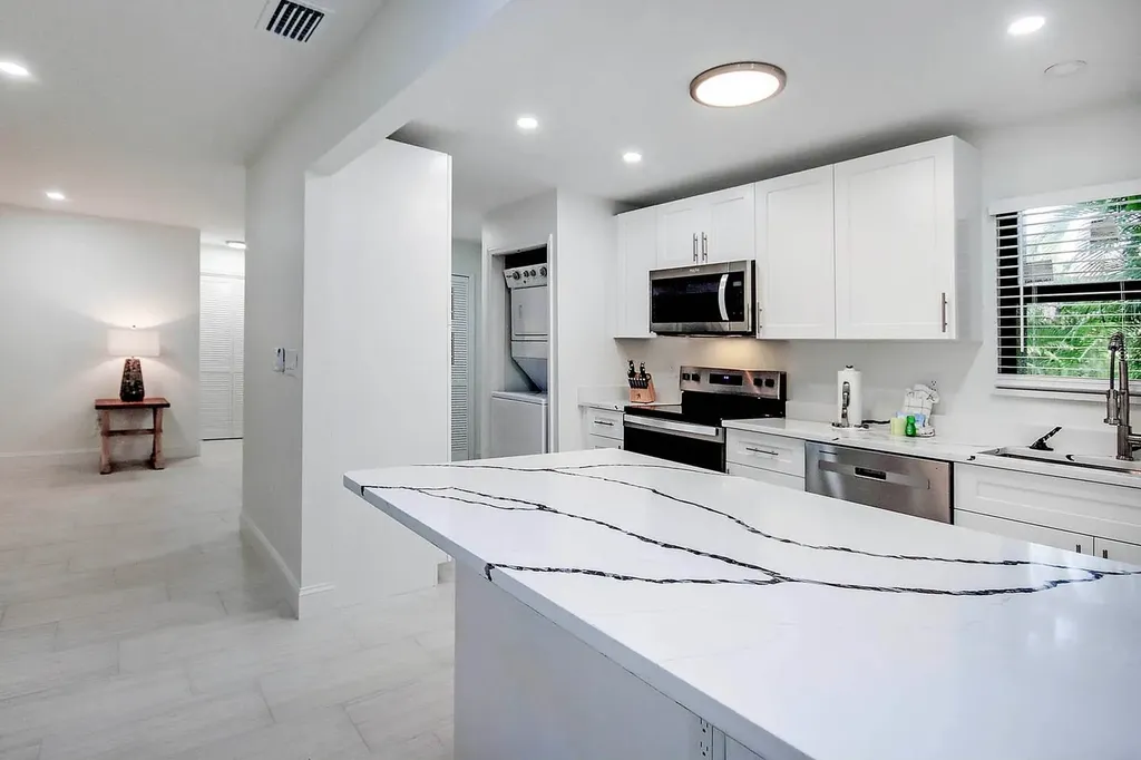 5117 Sea Bell Road Sanibel FL 33957