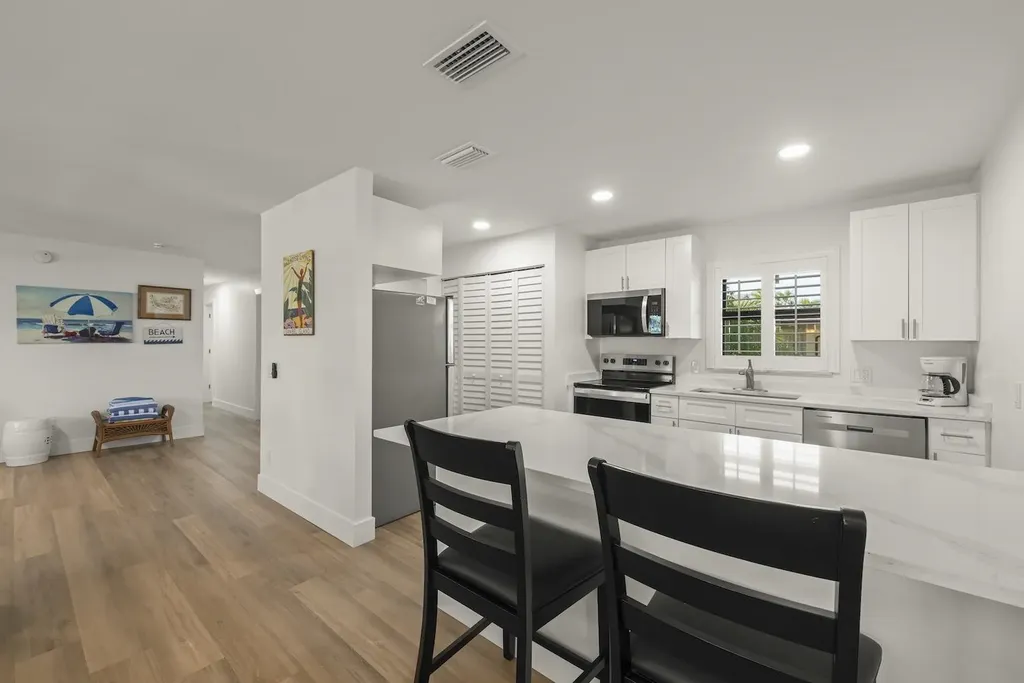 5117 Sea Bell Road Sanibel FL 33957