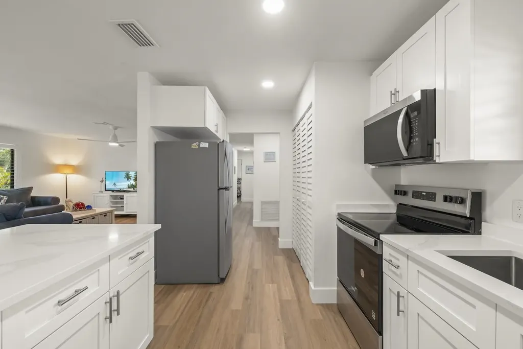 5117 Sea Bell Road Sanibel FL 33957