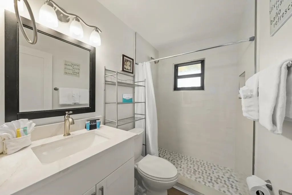 5117 Sea Bell Road Sanibel FL 33957