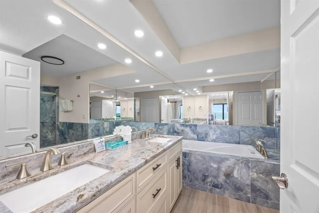 2445 W Gulf Drive Sanibel FL 33957