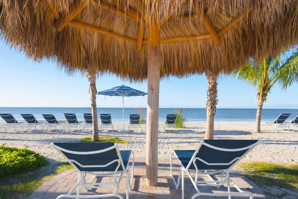 2445 W Gulf Drive Sanibel FL 33957