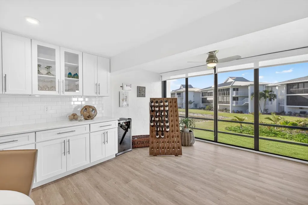 1341 Middle Gulf Drive Sanibel FL 33957