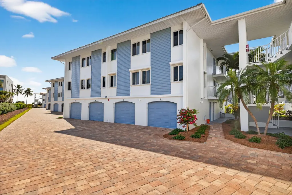 1341 Middle Gulf Drive Sanibel FL 33957